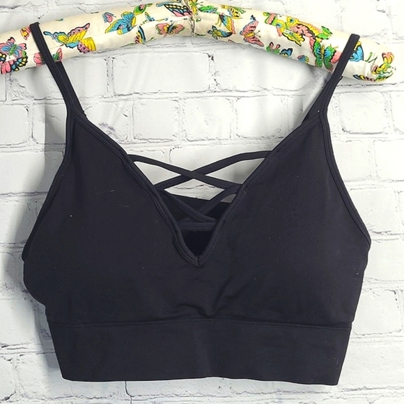 Other - Unbranded Black Strappy Criss-cross Stretch Sports Bra Size Medium
